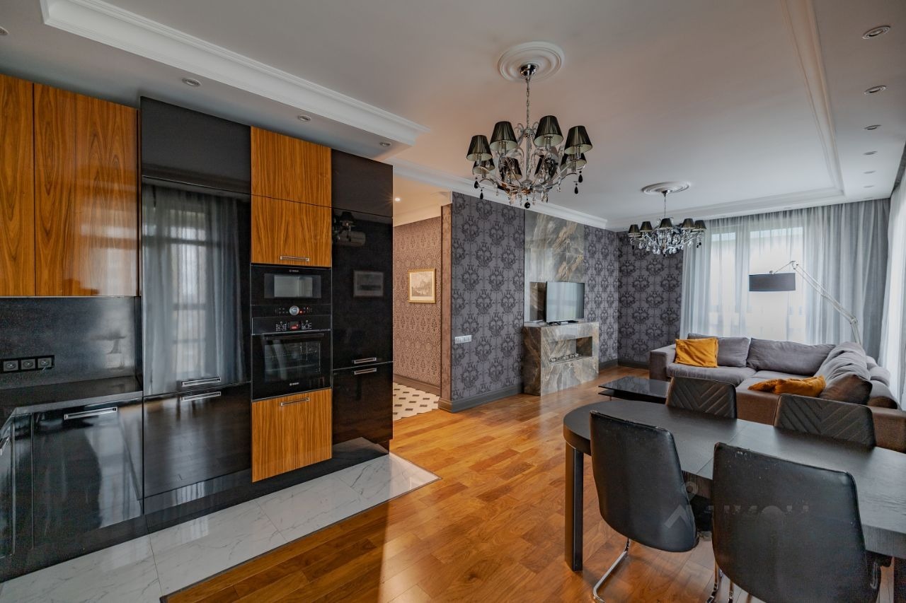 Апарт. 3 комн. 93 м² этаж 19/21 проезд Береговой, д 5 к 2