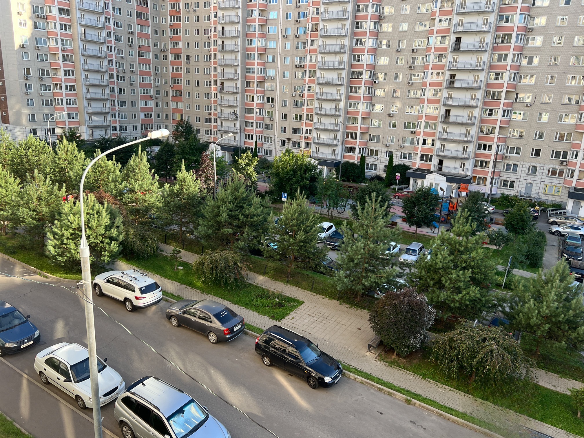 2 комн. 58 м² этаж 4/17 ул Авиаконструктора Петлякова, д 13 к 1